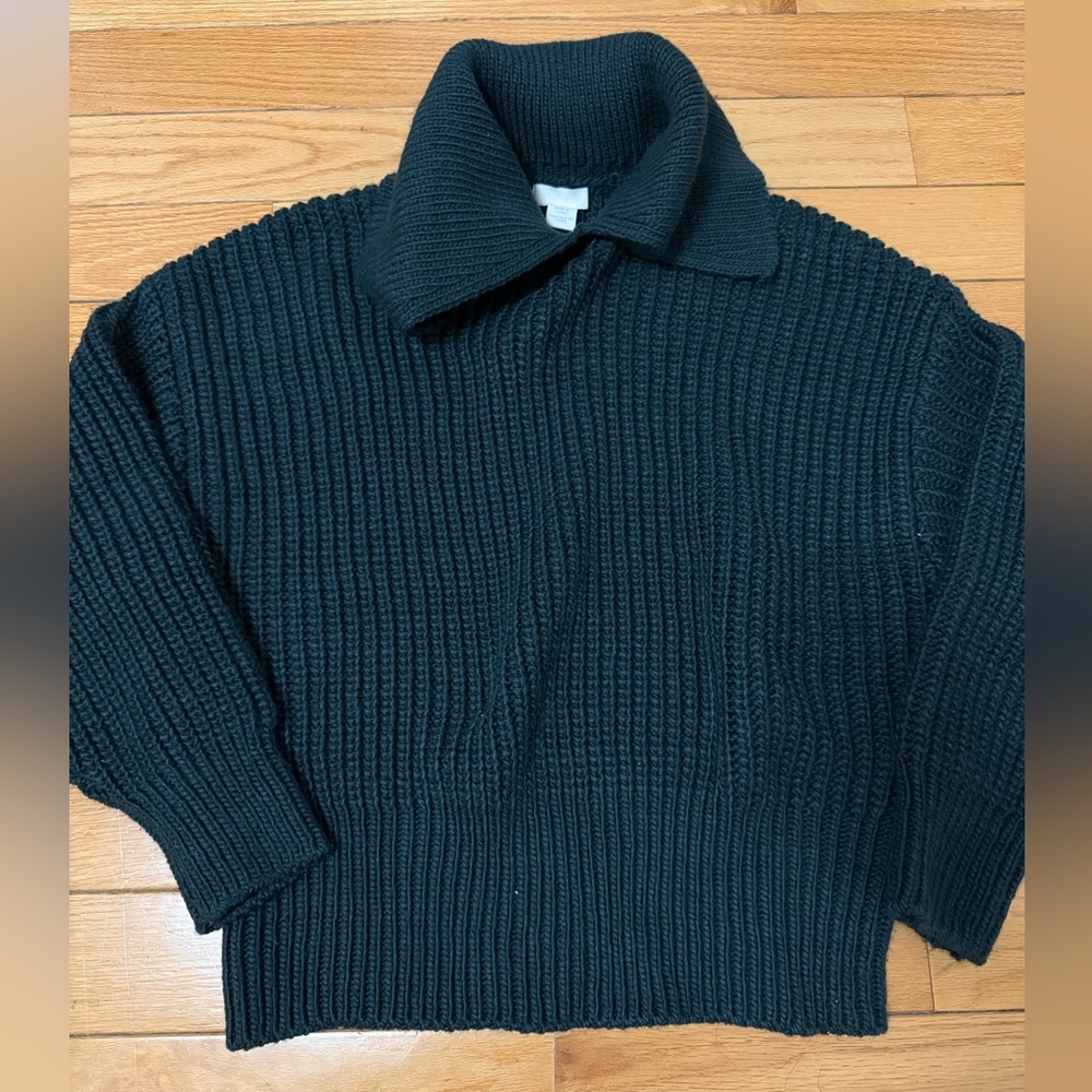 H&M Dark Green Sweater